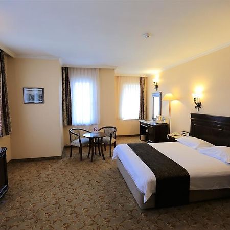 Montania Town Hotel Mudanya Bursa Exterior photo